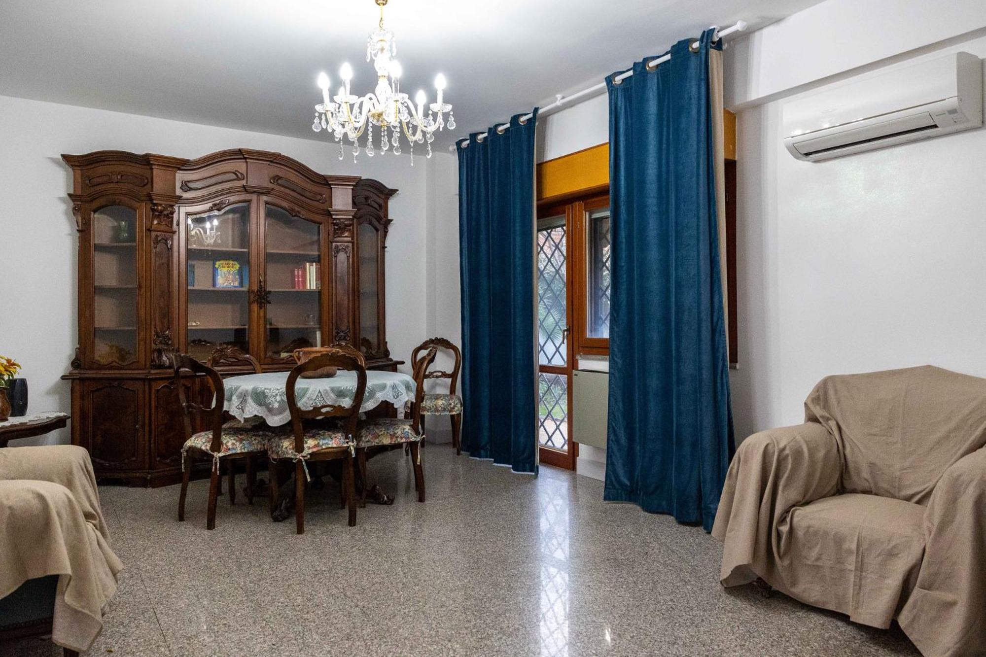 Villa Uma Rome